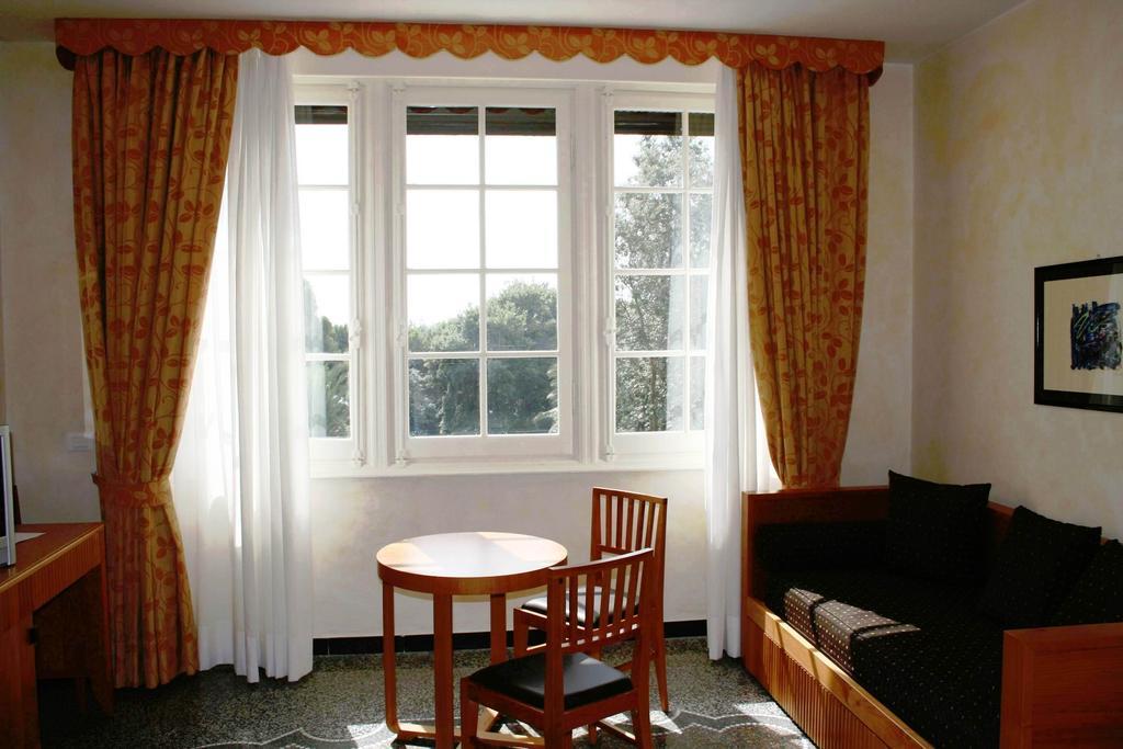 Deluxe Quadruple Room,128614380:JPEG